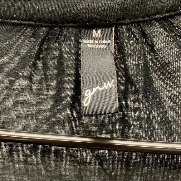 GW Button Neck Sheer-Back Blouse - Picture 3 of 5